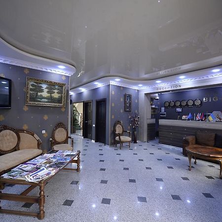 Begi Hotel Тбилиси Екстериор снимка