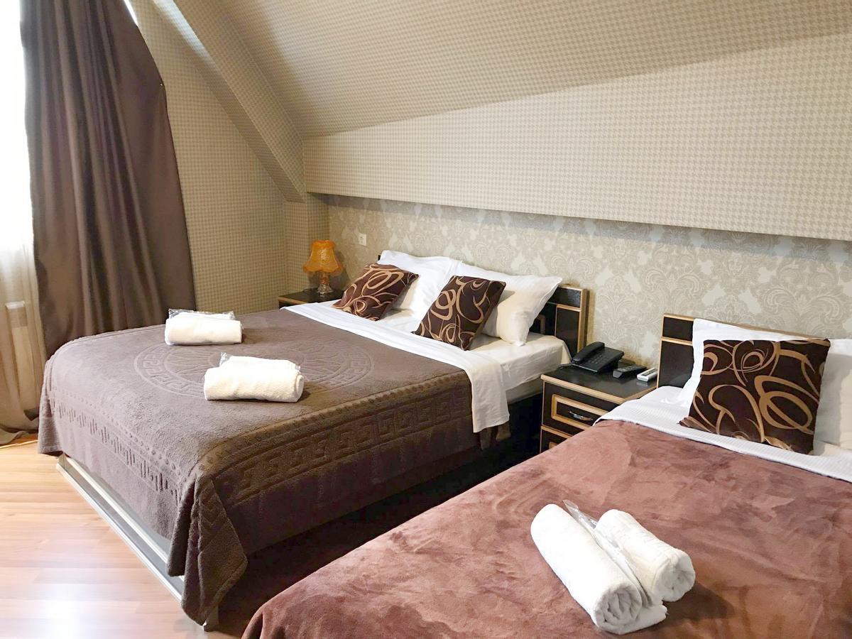 Begi Hotel Тбилиси Екстериор снимка